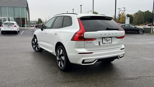 2025 Volvo XC60 Plug-In Hybrid T8 Plus