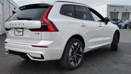 2026 Volvo XC60 B5 Plus