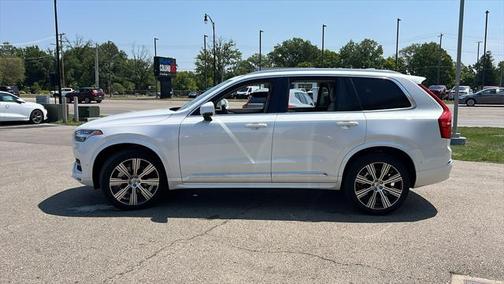 2025 Volvo XC90 B6 Plus 7-Seater