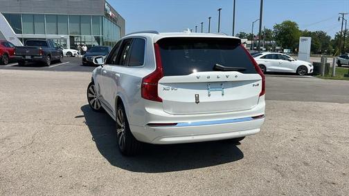 2025 Volvo XC90 B6 Plus 7-Seater