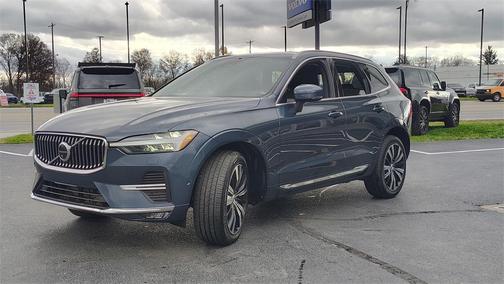 2023 Volvo XC60 B5 Plus Bright Theme
