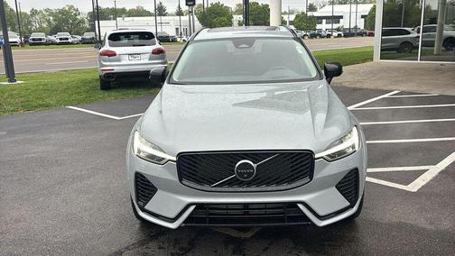 Vapour Grey Metallic 2026 Volvo XC60 Plug-In Hybrid T8 Ultra