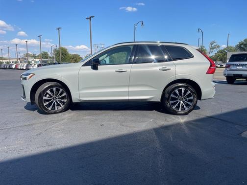 2024 Volvo XC60 B5 Core