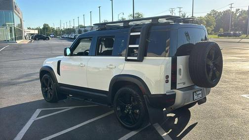 Fuji White 2022 Land Rover Defender SE