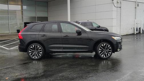 2026 Volvo XC60 B5 Ultra