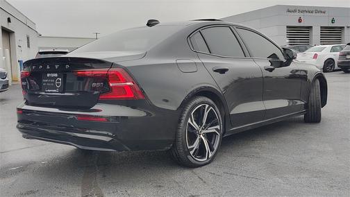 2025 Volvo S60 B5 Core