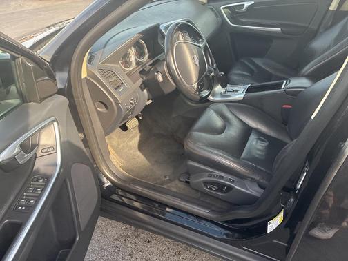 2012 Volvo XC60 T6