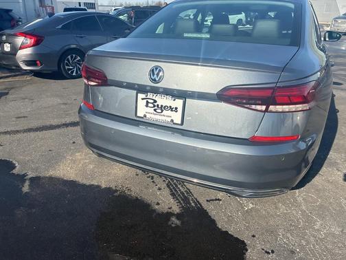 2020 Volkswagen Passat 2.0T SE