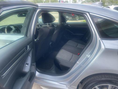 2022 Honda Accord LX 1.5T