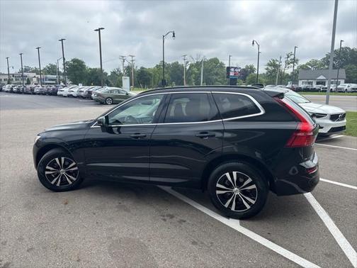 2023 Volvo XC60 B5 Core