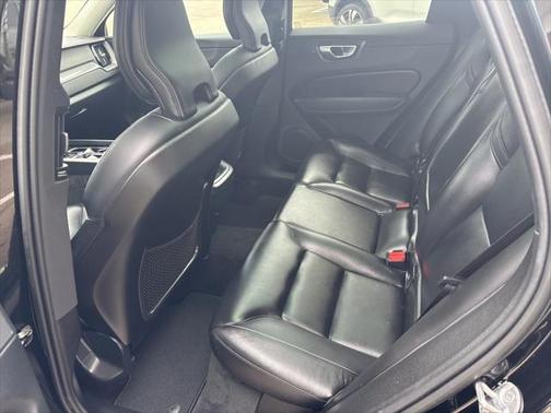 2023 Volvo XC60 B5 Core