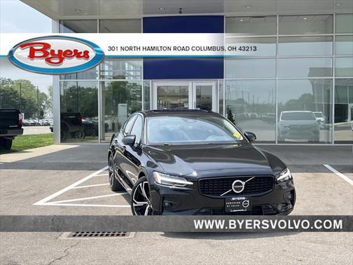 2025 Volvo S60 B5 PLUS AWD