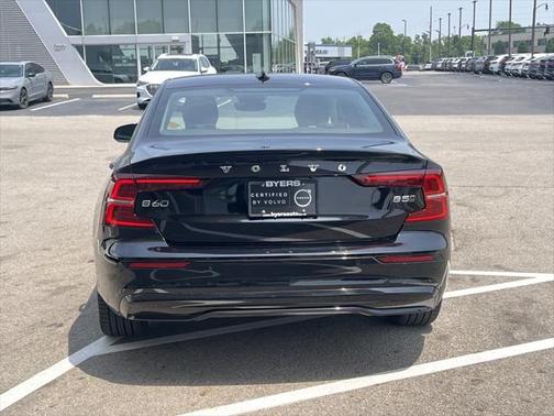 2025 Volvo S60 B5 PLUS AWD