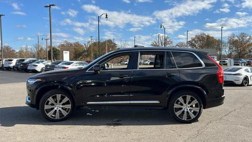 2025 Volvo XC90 Plug-In Hybrid T8 Plus