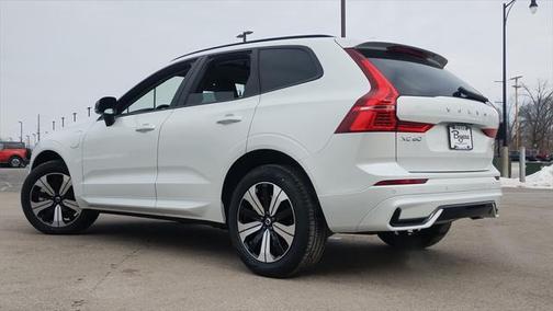 2025 Volvo XC60 Plug-In Hybrid T8 Core