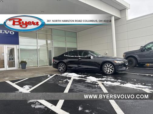 2020 Volvo S60 T6 Momentum