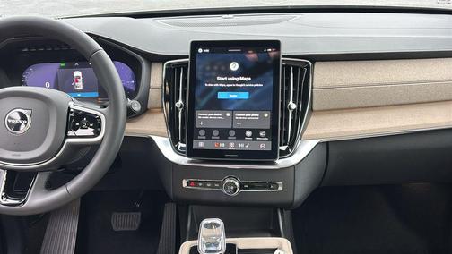 2026 Volvo XC90 Plug-In Hybrid T8 Plus