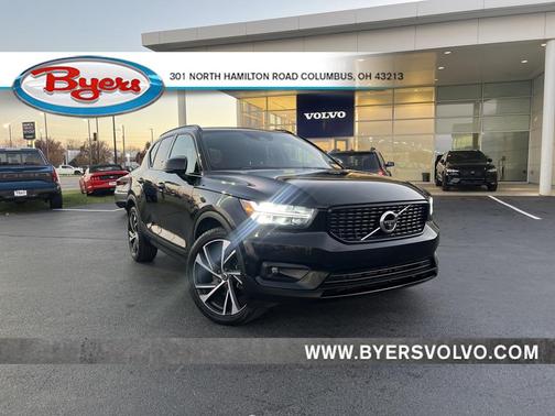 2019 Volvo XC40 T5 R-Design