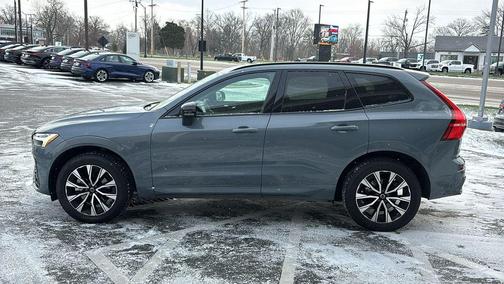 2024 Volvo XC60 B5 Core