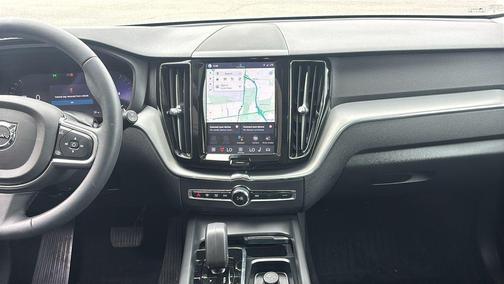 Thunder Gray Metallic 2024 Volvo XC60 B5 Core