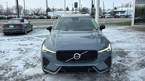 2024 Volvo XC60 B5 Core