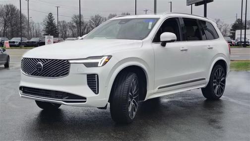 2026 Volvo XC90 B6 Plus 7-Seater