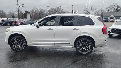 2026 Volvo XC90 B6 Plus 7-Seater