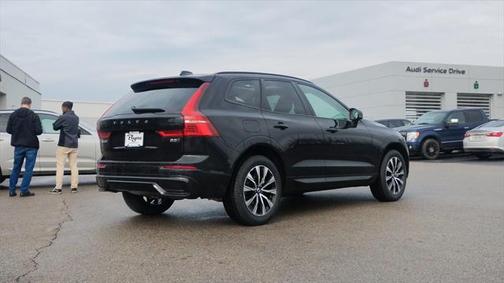 2025 Volvo XC60 B5 Core