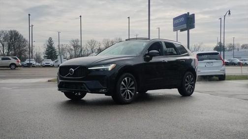 2025 Volvo XC60 B5 Core