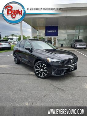 Onyx Black Metallic 2025 Volvo XC60 B5 Plus