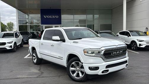 Bright White Clearcoat 2021 RAM 1500 Limited