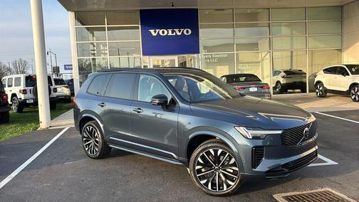 Denim Blue Metallic 2026 Volvo XC90 Plug-In Hybrid T8 Ultra