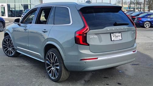 2026 Volvo XC90 B6 Plus 7-Seater