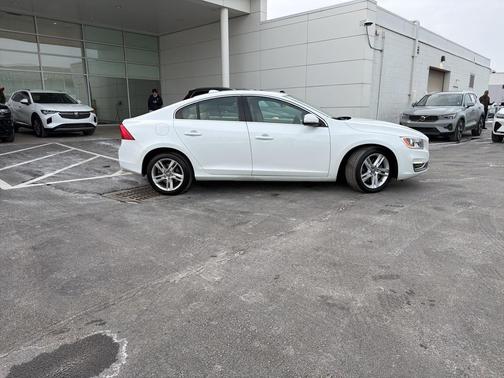 2015 Volvo S60 T5 Premier