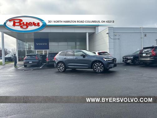 2023 Volvo XC60 B5 Plus Dark Theme