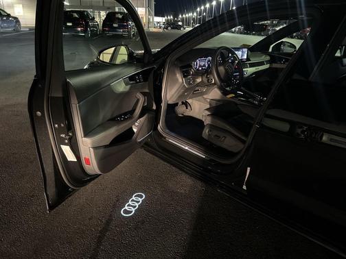 2024 Audi A4 45 S line Premium Plus