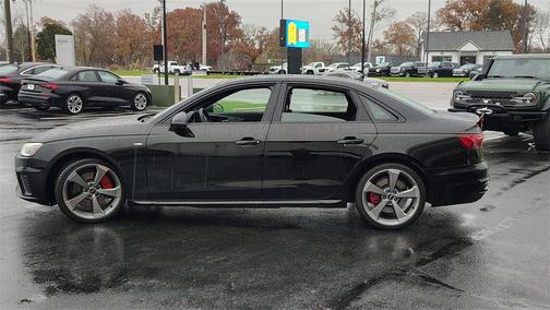 2024 Audi A4 45 S line Premium Plus