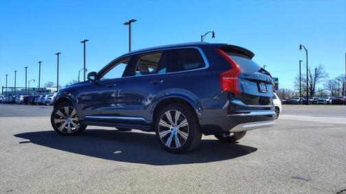 2022 Volvo XC90 T6 Inscription