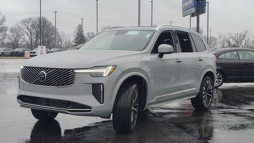 2026 Volvo XC90 Plug-In Hybrid T8 Plus