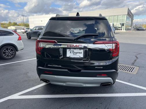 2020 GMC Acadia SLT