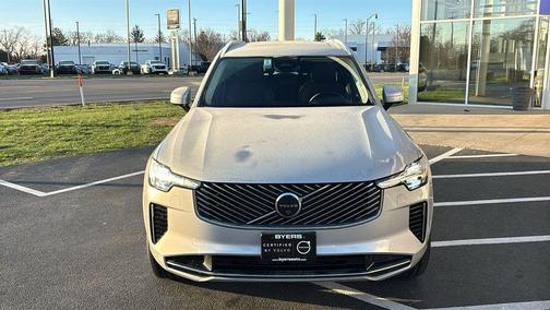 2025 Volvo XC90 B6 Plus 7-Seater