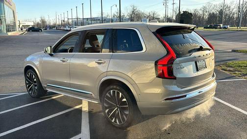 2025 Volvo XC90 B6 Plus 7-Seater