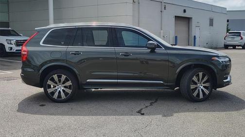 2022 Volvo XC90 T6 Inscription