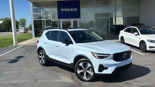 Cloud Blue 2026 Volvo XC40 B5 Plus