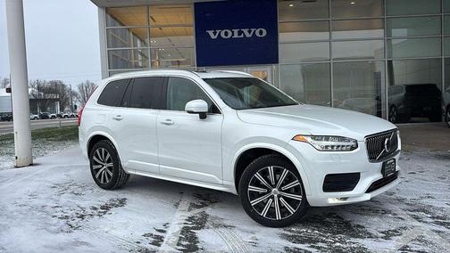 2023 Volvo XC90 B5 Core