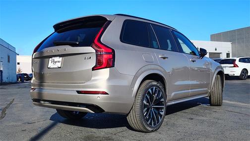 2026 Volvo XC90 B6 Ultra