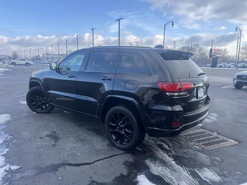 2019 Jeep Grand Cherokee Altitude