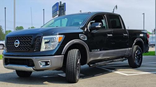 2017 Nissan Titan PRO-4X