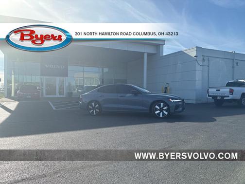 2024 Volvo S60 Recharge Plug-In Hybrid T8 Plus Dark Theme