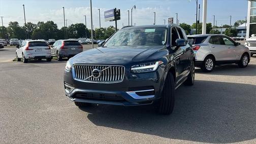 2025 Volvo XC90 Plug-In Hybrid T8 Plus